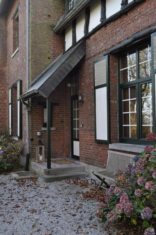B&B Le Pavillon Du Bois De Buis Perwez Εξωτερικό φωτογραφία